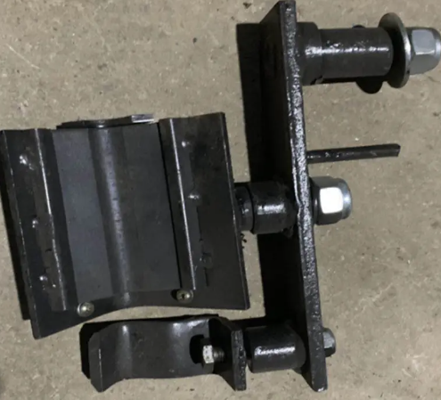 帶動(dòng)力活動(dòng)式抱索器